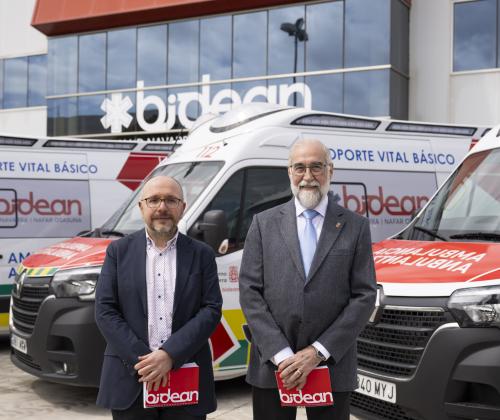 Alberto Lafuente, director gerente de Bidean, y Fernando Domínguez, consejero de Salud del Gobierno de Navarra.